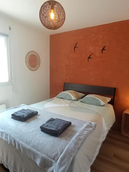A 50 M De La Plage, Appartement De 35 M2 : Les Pieds Sales Brehal Экстерьер фото