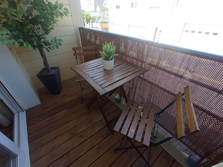 A 50 M De La Plage, Appartement De 35 M2 : Les Pieds Sales Brehal Экстерьер фото