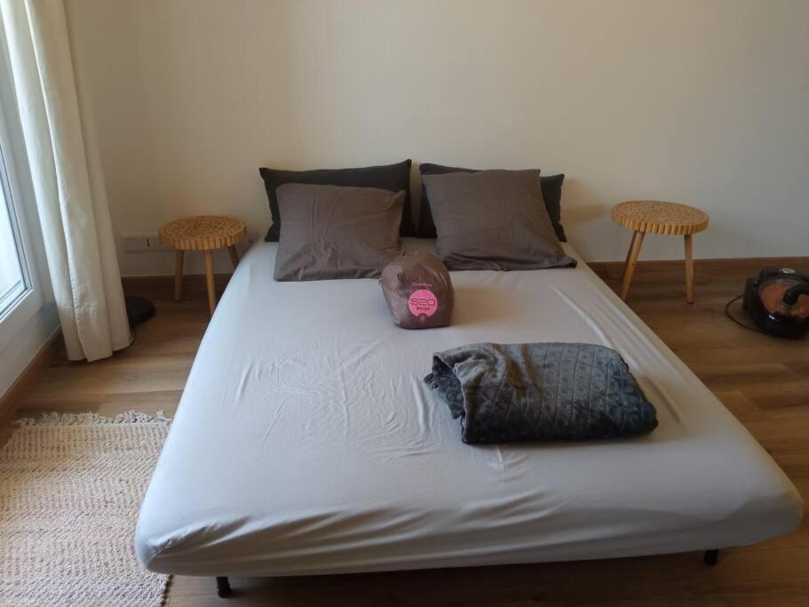 A 50 M De La Plage, Appartement De 35 M2 : Les Pieds Sales Brehal Экстерьер фото